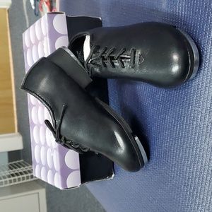 Dance Class Jazz Tap shoes PTM100 Youth size 10.5